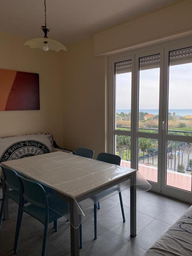Appartamento Vista Mare Albenga Buitenkant foto