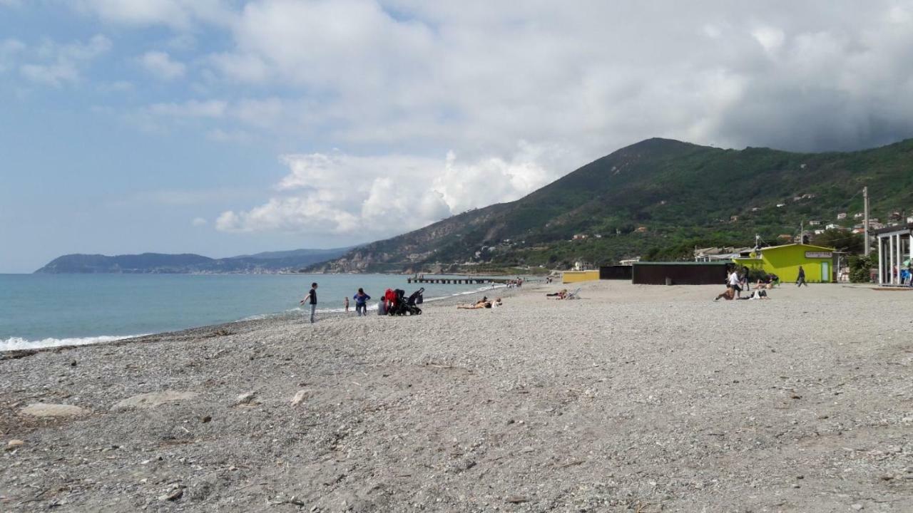 Appartamento Vista Mare Albenga Buitenkant foto