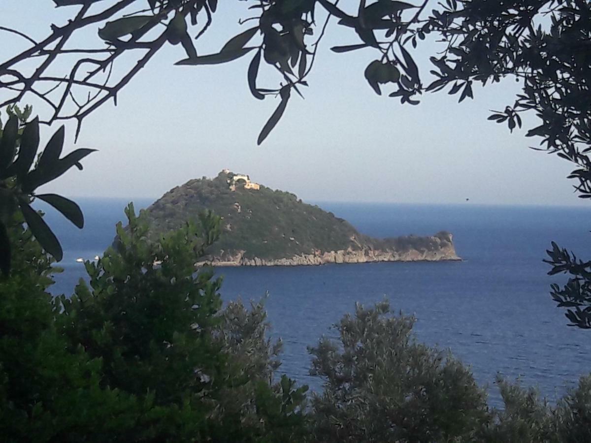 Appartamento Vista Mare Albenga Buitenkant foto