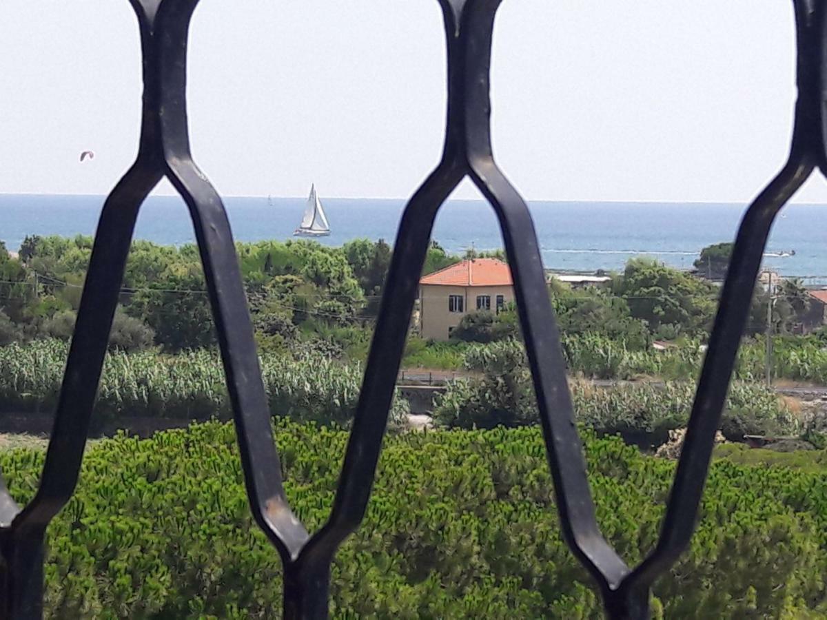 Appartamento Vista Mare Albenga Buitenkant foto