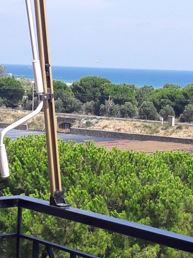 Appartamento Vista Mare Albenga Buitenkant foto